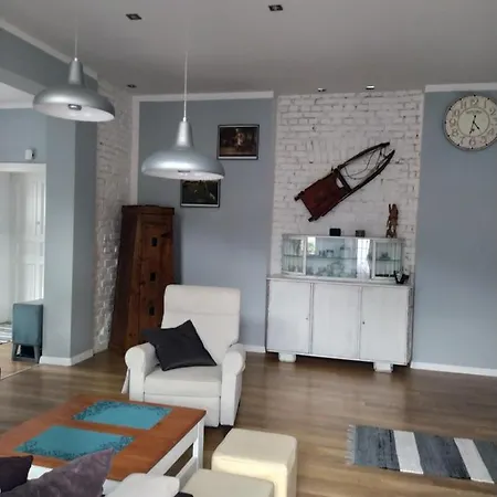 Apartament W Centrum W Zabytkowej Kamienicy * Karpacz