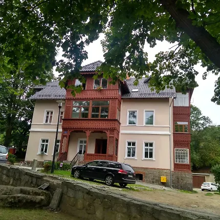 Apartment Apartament W Centrum W Zabytkowej Kamienicy Karpacz